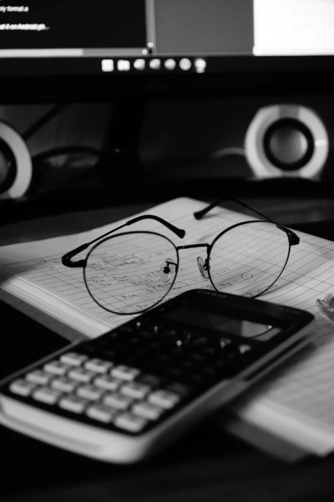 Flat Fee vs Hourly: How Estate Planning Attorneys Price Complex Matters
